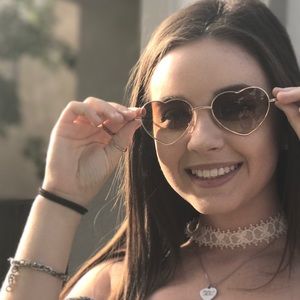 Meet your Posher, Christian